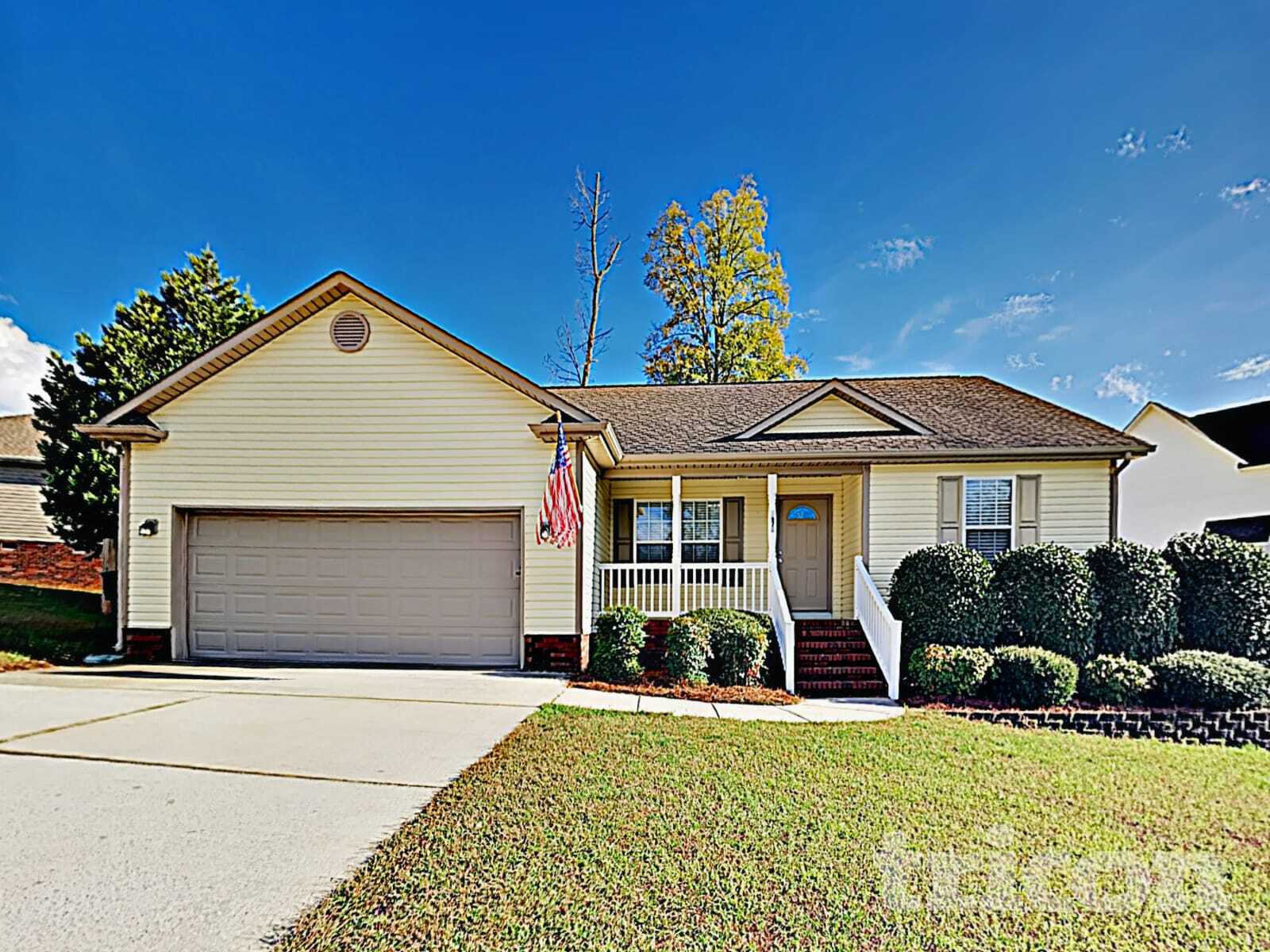 Building Photo - 1670 Red Bird Cir SE