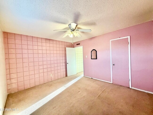 Building Photo - 6400 Edgemere Blvd