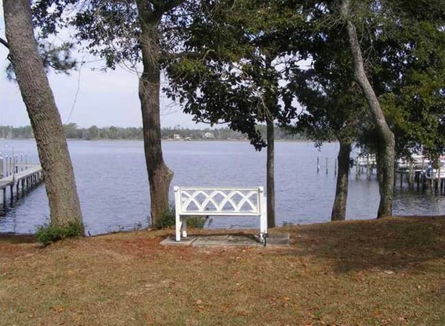 Building Photo - 7251 Grimms Landing