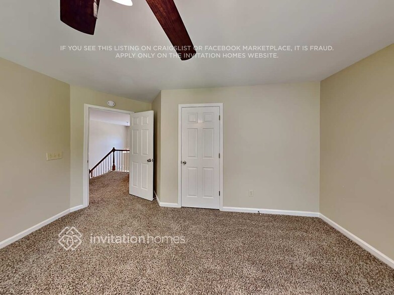 Building Photo - 140 Laurens Oak Ct