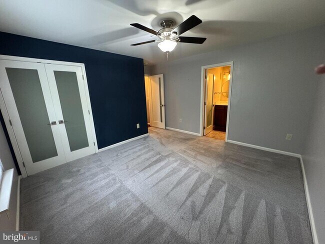Building Photo - 38 White Pine Cir