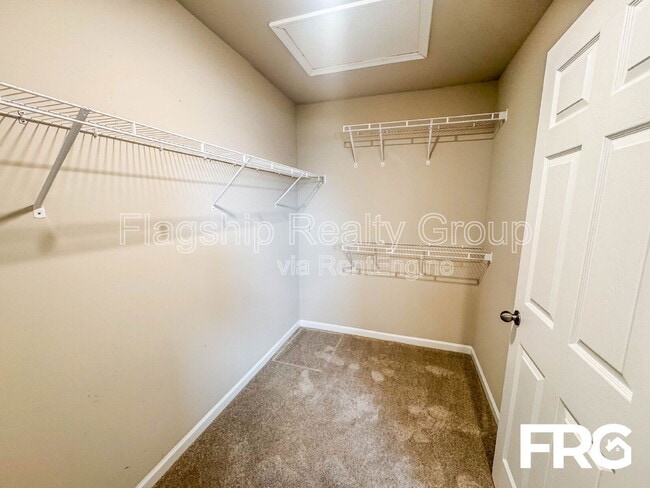 Building Photo - 110 Highland Pk Dr
