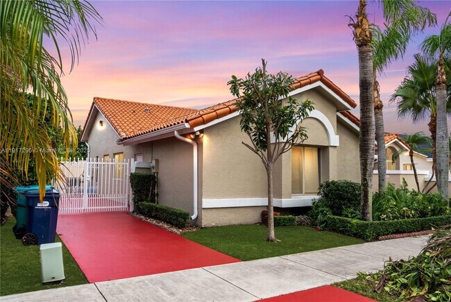 Building Photo - 10815 SW 145th Pl