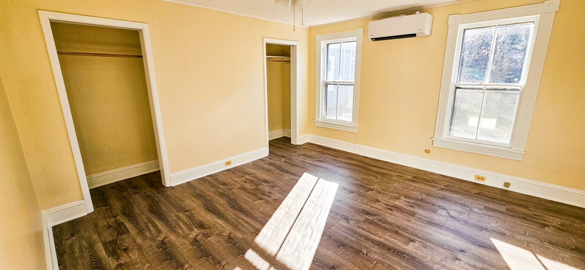 Building Photo - 116 Musconetcong River Rd