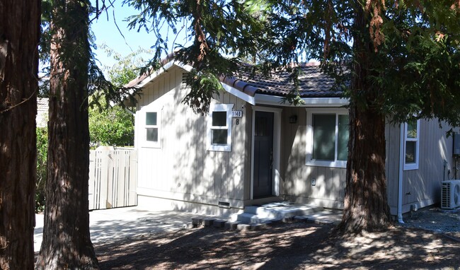 Building Photo - 1140 Hanna Grove Trail