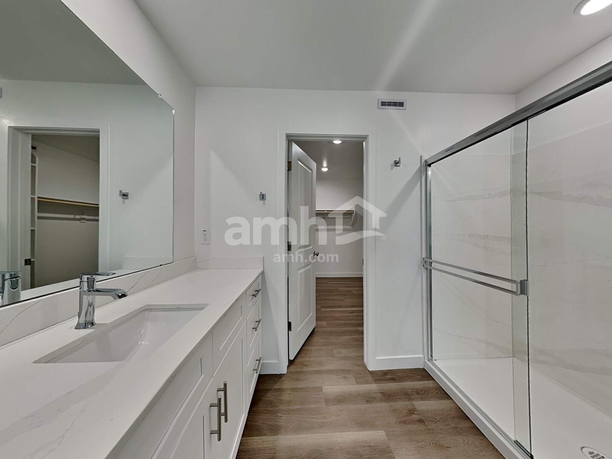 Building Photo - 20177 W Thomas Rd