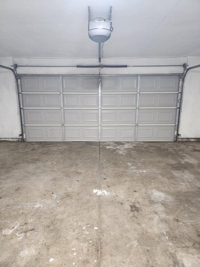 Building Photo - 1953-1955 Glen Ridge Dr