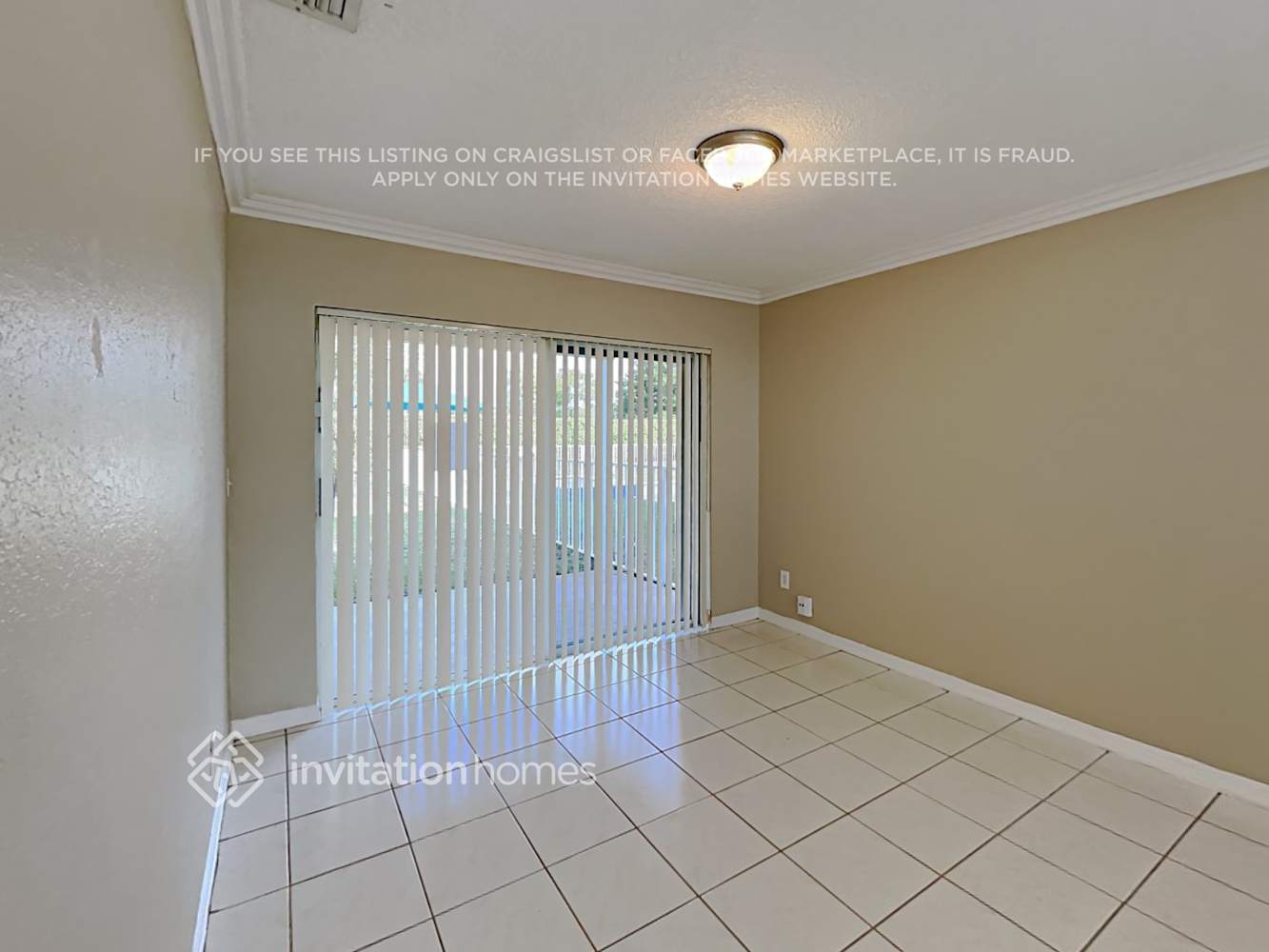 Building Photo - 18057 SW 12th Ct