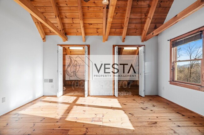 Building Photo - 58 Long Winding Road