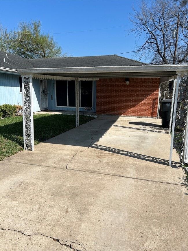 Building Photo - 3927 Faulkner St