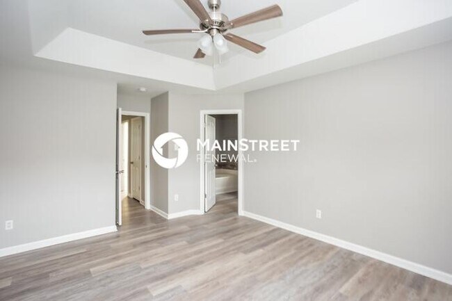 Building Photo - 3 Bedroom Pet-Friendly Home in HUNTERSVILL...