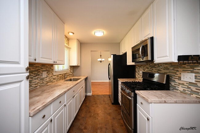 Building Photo - 744 Concord Dr