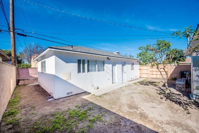 Building Photo - Remodeled Home