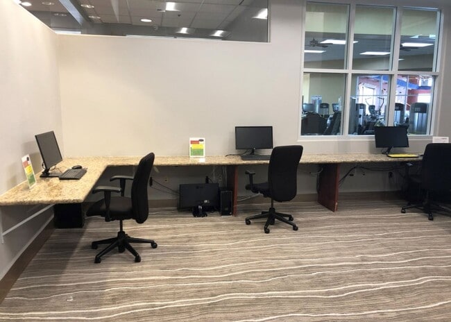 Building Photo - Lovely Home