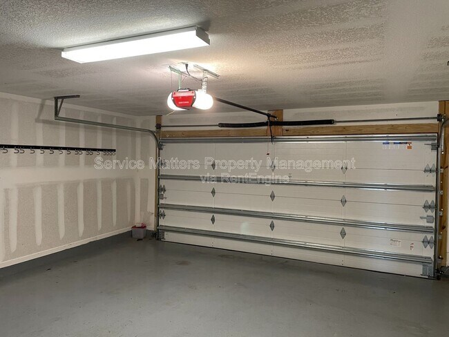 Building Photo - 254 Cottage View Dr