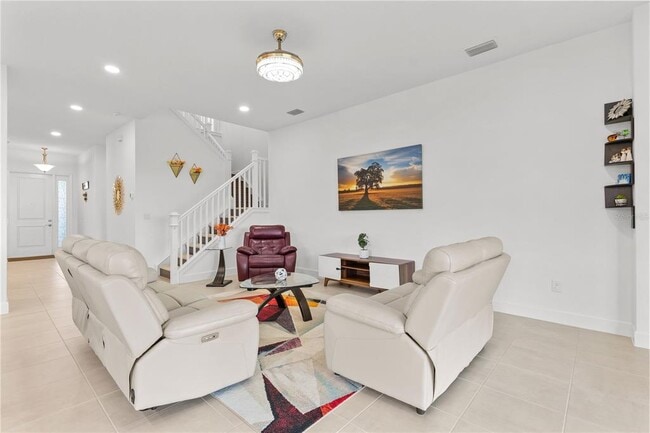 Building Photo - 32558 Tree of Life Ave