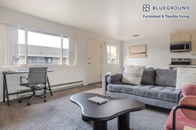 Building Photo - 4235 27th Ave W