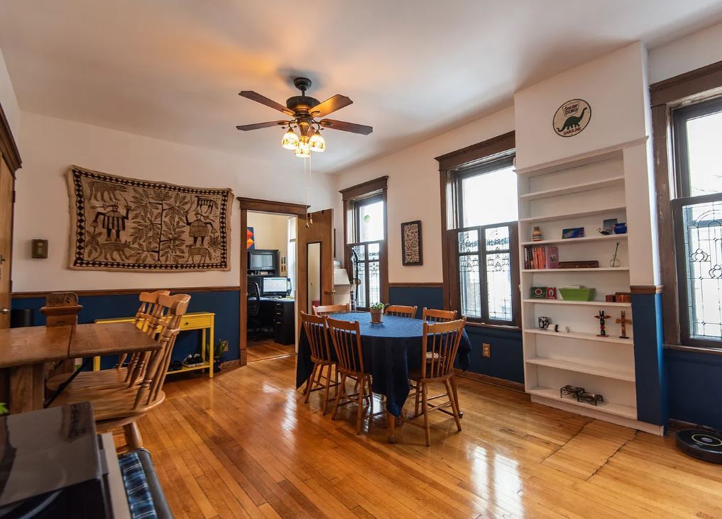 Building Photo - 541 W Wrightwood Ave