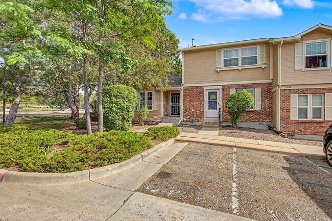 Building Photo - 1504 S Ouray Cir