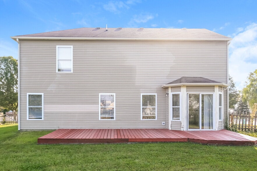 Building Photo - 11940 Jesterwood Dr