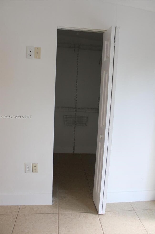 Building Photo - 6371 SW 109th Ct