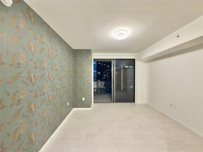Building Photo - 1000 Brickell Plaza