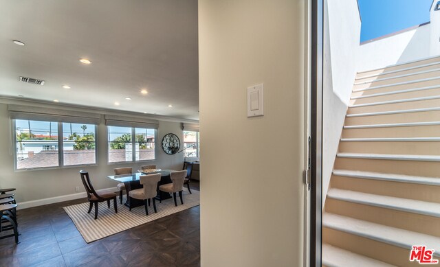 Building Photo - 810 S Catalina Ave