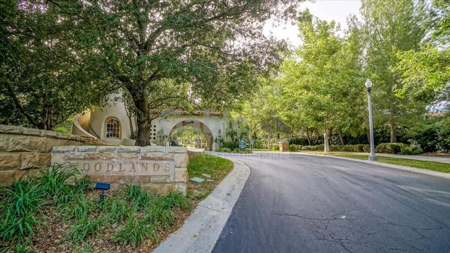 Building Photo - 26925 Carmelita Dr