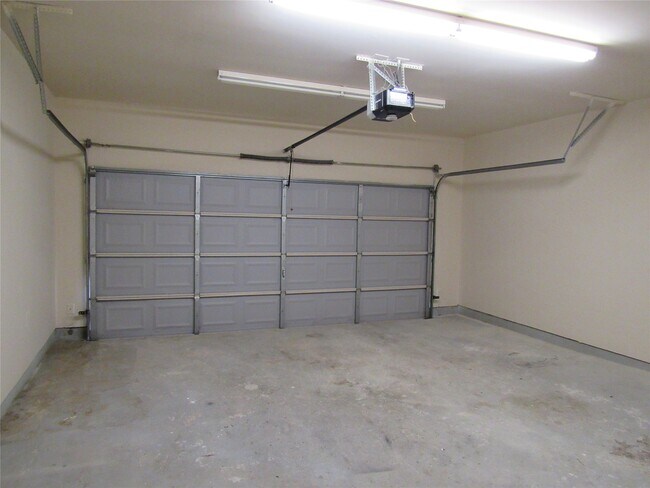 Building Photo - 13514 Villa Arbor Dr