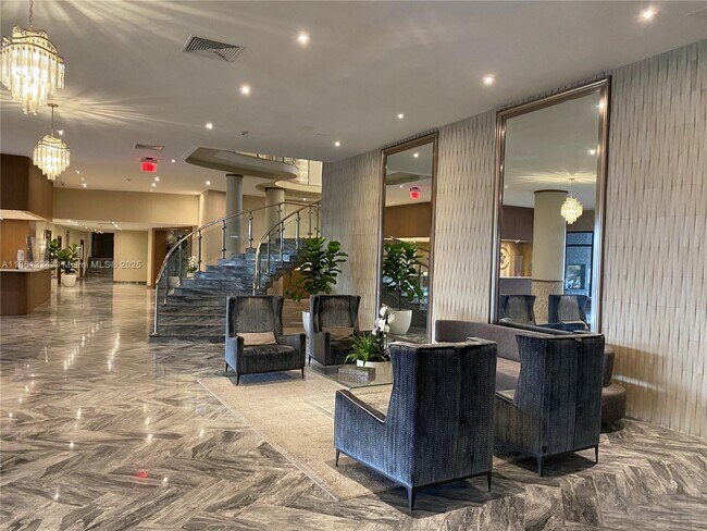 Building Photo - 5401 Collins Ave