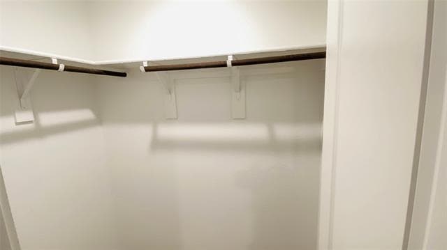 Building Photo - 205 Bable Run Dr