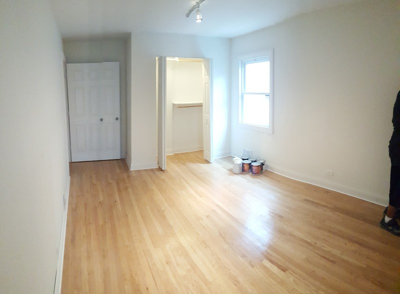 Master Bedroom with walk in closet - 900 Dunlop Ave