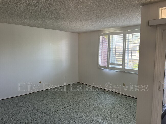 Building Photo - 3842 Basilone St