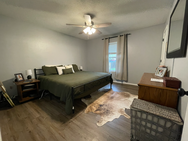 Building Photo - ADORABLE REMODELED 3 bedroom | 1 bathroom ...