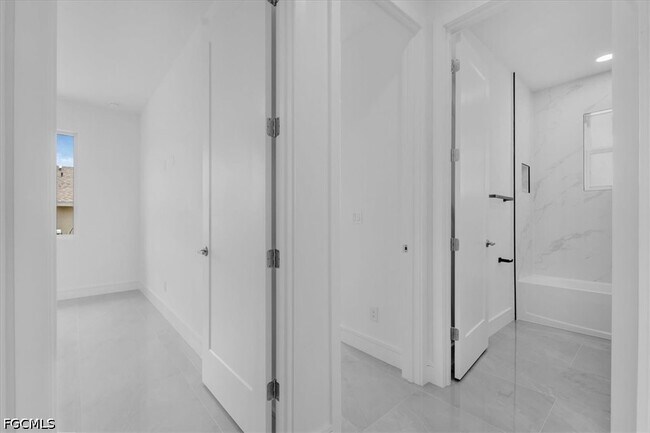 Building Photo - 3812 NW 38th St