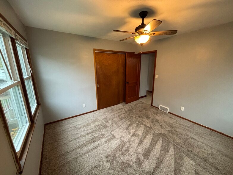 Main Bedroom 1 - 817 5th St S