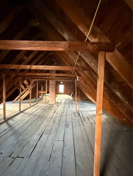 Building Photo - 89 State St