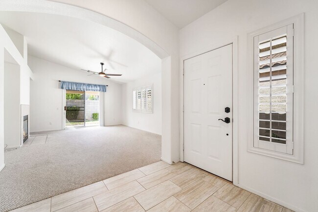 Building Photo - 2141 Hidden Ranch Terrace