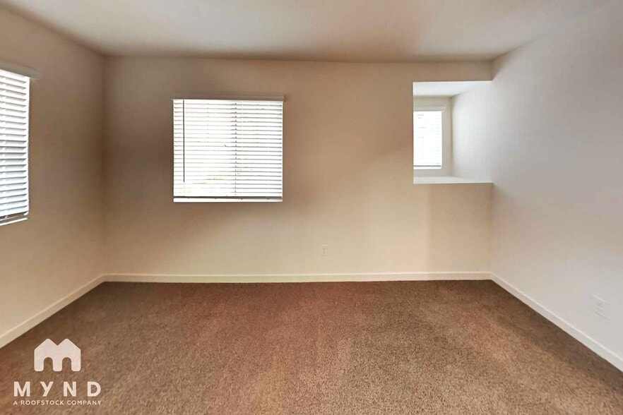 Building Photo - 3049 Pruett Dr