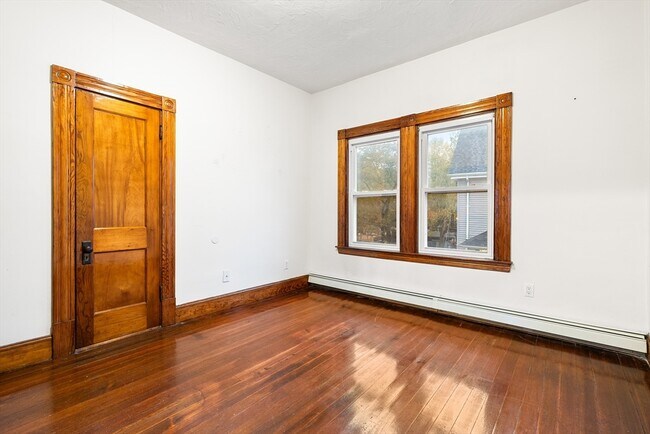 Building Photo - 64 Crapo St