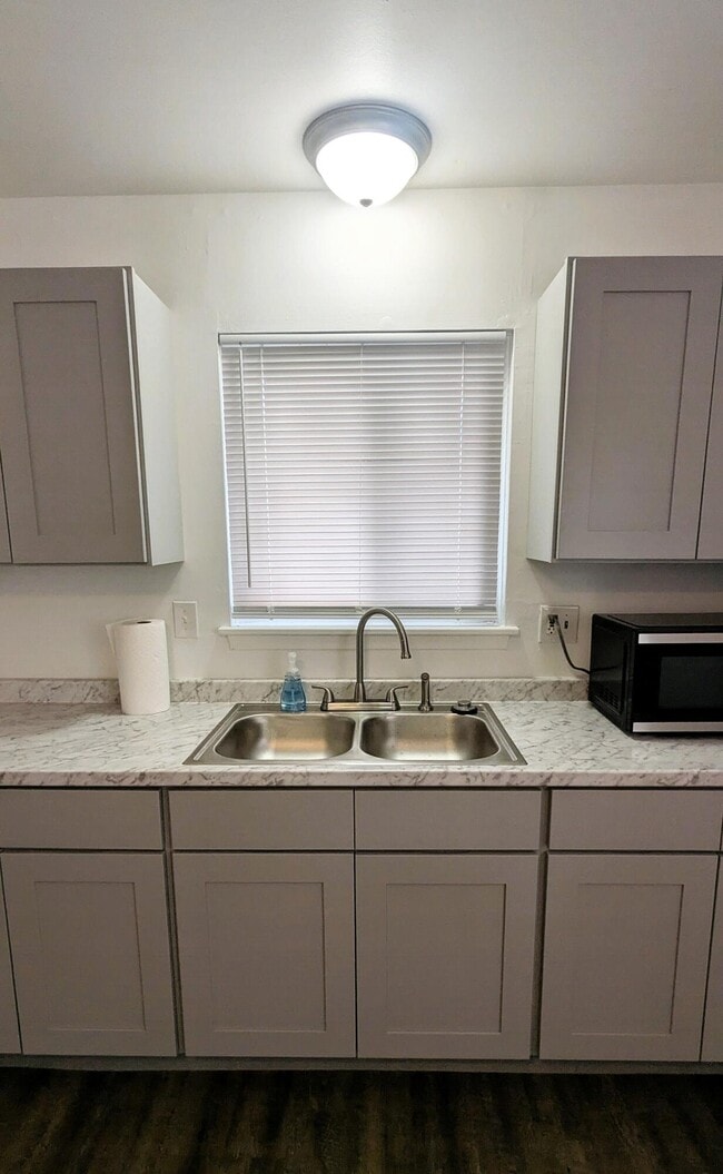 Building Photo - 30113 Hazelwood St