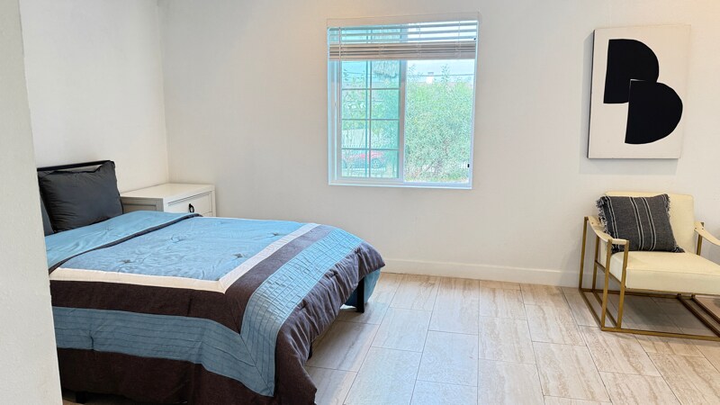 Building Photo - 15840 Annellen St