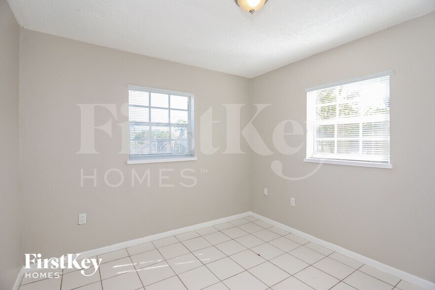 Building Photo - 30207 SW 158th Pl