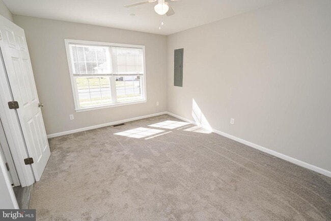 Building Photo - 2005 S Old Mill Dr