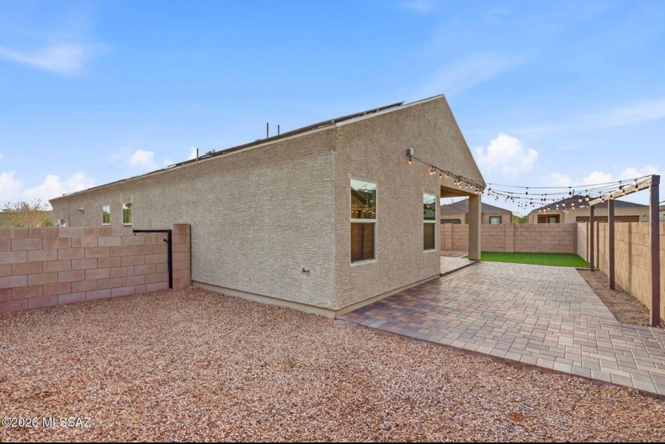 Building Photo - 2557 East Calle Joya de Ventura