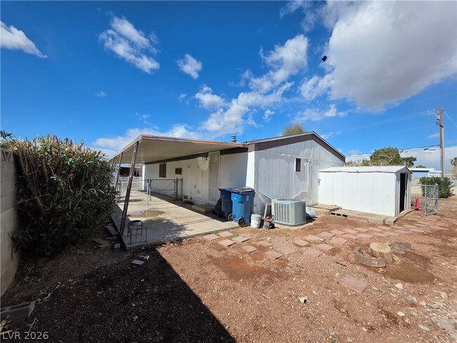 Building Photo - 2916 Gavilan Ln