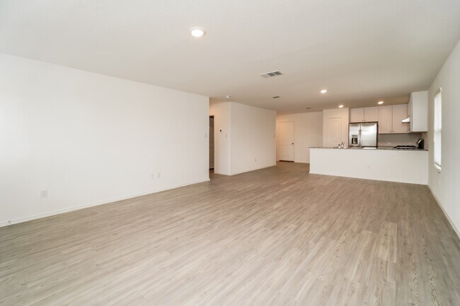 Building Photo - 5924 Sunset Song Ln