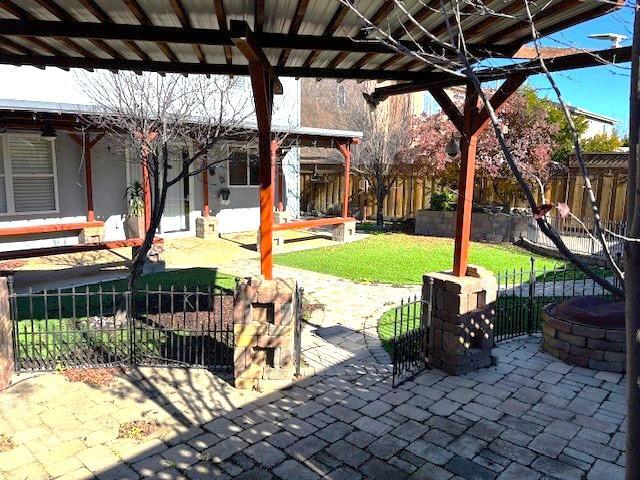 Building Photo - 730 Tatum Ave