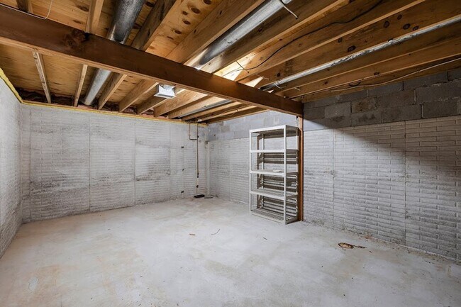 Building Photo - House for Rent in Lakewood Village Community