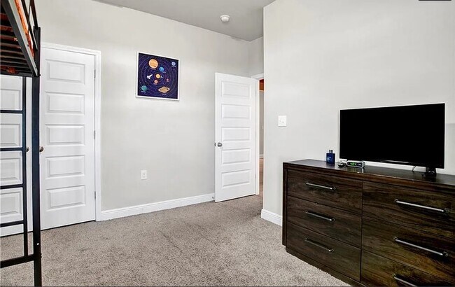 Building Photo - 24253 Alydar Lp